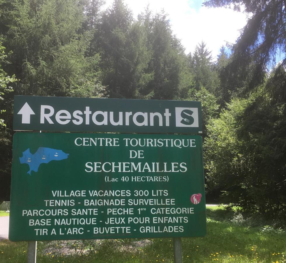 Les Pipistrelles 19 - Chambre D'Hotes Meymac Bagian luar foto